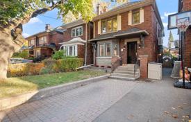 4-bedrooms townhome in Old Toronto, Canada for C$2,496,000