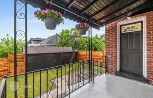 11-bedroom house in East York for C$1,668,000
