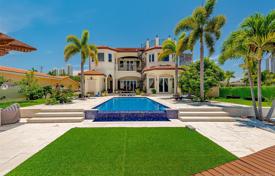 Comfortable villa with a backyard, a swimming pool, terraces and a garage, Sunny Isles Beach, USA for 4,974,000 €