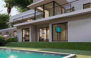 New three-level villa with a swimming pool, a lush garden and a gym in Mougins, Côte d'Azur, France for 3,180,000 €