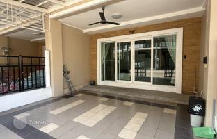 4-bedroom villa 252 m² in Pattaya for $125,000