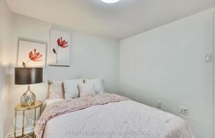 14-bedroom house in Scarborough for C$1,164,000