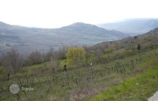 Land plot 1,300 m² in Pazin for 220,000 €