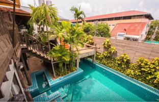 5-bedroom villa 416 m² in Pattaya for $438,000