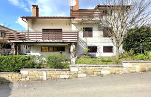5-bedroom house 250 m² in Pazin for 330,000 €