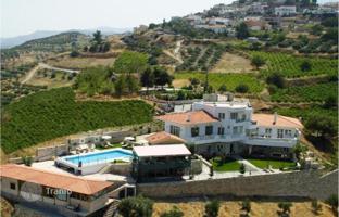 6-bedroom villa 582 m² in Heraklion for 1,800,000 €