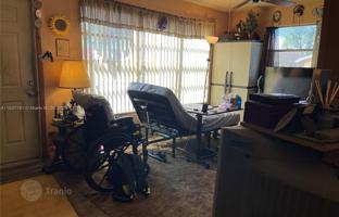 3-bedroom house 127 m² in Davie for $300,000