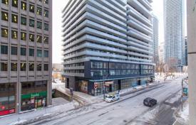 Apartment – Bay Street, Old Toronto, Toronto,  Ontario,   Canada for C$777,000