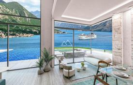 Modern high-end villa with pool and panoramic view over the Bay for 2,035,000 €