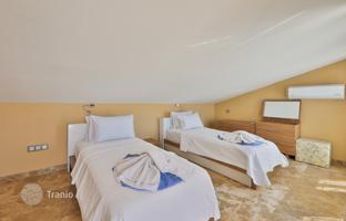 5-bedroom apartment in Kalkan for 60,038,000 TRY