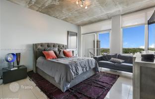 2-bedroom apartments in condo 132 m² in Miami for $1,125,000
