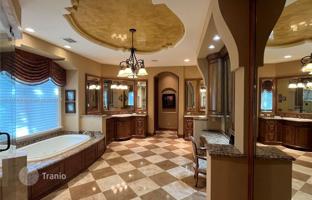 6-bedroom house 862 m² in Miami for $5,685,000