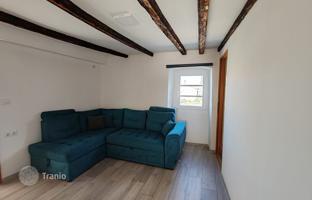 4-bedroom villa 200 m² in Krk for 480,000 €