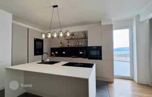 1-bedroom apartment 72 m² in Tivat city for 299,000 €