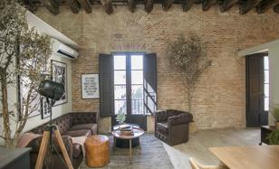 Stylish apartments in a renovated building, Old Town, Barcelona, ​​Spain for 462,000 €