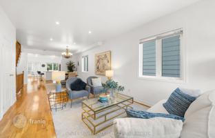 13-bedroom house in York for C$1,616,000