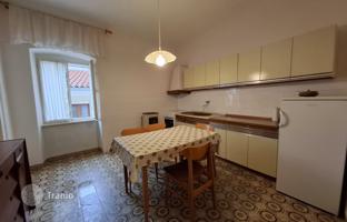 3-bedroom house 200 m² in Bale for 332,000 €