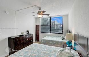 2-bedroom apartments in condo 87 m² in Pompano Beach for $399,000