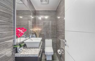 2-bedroom apartment in George Street for C$1,337,000