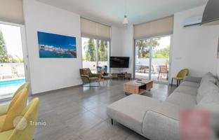 4-bedroom villa 200 m² in Famagusta for 575,000 €