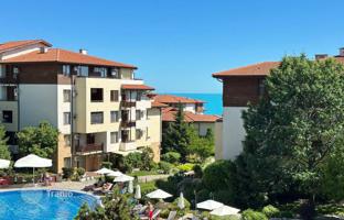 1-bedroom apartment 87 m² in Sveti Vlas for 136,000 €