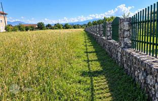 Land plot 8,371 m² in Podgorica city for 420,000 €