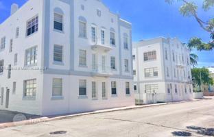 1-bedroom apartments in condo in Miami Beach for $320,000