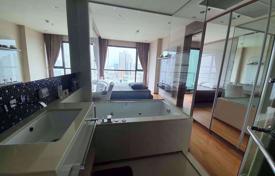 1 bed Condo in The Address Sathorn Silom Sub District for $270,000