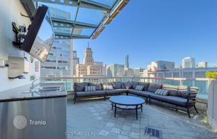 5-bedroom apartment in Simcoe Street for C$1,265,000
