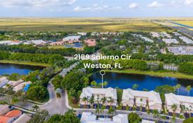 Townhome – Weston, Florida, USA for $505,000