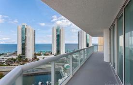 Snow-white three-bedroom apartment overlooking the ocean and the center of Miami, Sunny Isles Beach, Florida, USA for $1,099,000