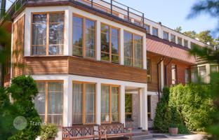 6-room house 279 m² in Jurmala for 790,000 €