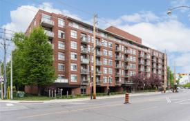 Apartment – Dundas Street West, Toronto, Ontario,  Canada for C$670,000