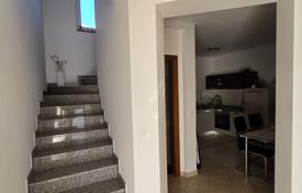 ISTRIA, POREČ, SURROUNDINGS — Two-storey terraced house with garden, 900 m from the sea! for 330,000 €