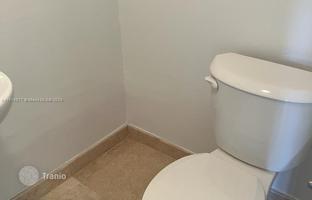 1-bedroom apartments in condo 80 m² in West Avenue for $400,000