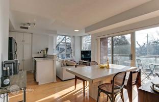 5-bedroom apartment in Dundas Street West for C$1,016,000