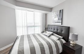 Apartment – Lake Shore Boulevard West, Etobicoke, Toronto,  Ontario,   Canada for C$1,007,000