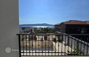 2-bedroom apartment 61 m² in Radovići for 256,000 €