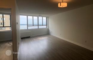 5-bedroom apartment in Queens Quay West for C$822,000