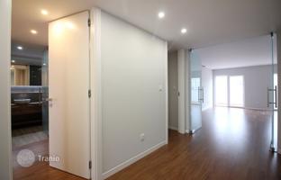 3-bedroom apartment 121 m² in Carcavelos for 775,000 €