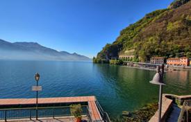 Spacious apartment with terraces and lake views, Dongo, Italy for 890,000 €