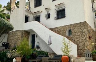 4-bedroom villa in Calpe for 580,000 €