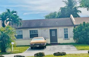 3-bedroom house 99 m² in Miami Gardens for $355,000