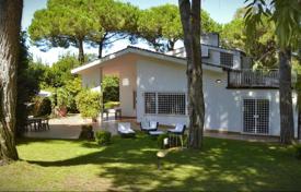 Two-level villa on the lake in Sabaudia, Lazio, Italy for $5,300 per week