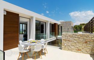 3-bedroom cottage 192 m² in Tsada for 1,470,000 €