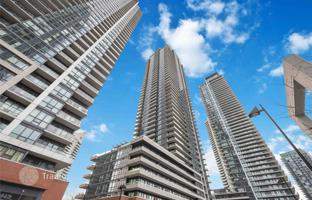 5-bedroom apartment in Lake Shore Boulevard West for C$985,000
