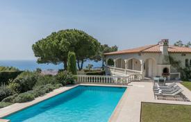 Detached house – Vallauris, Côte d'Azur (French Riviera), France for 9,500 € per week