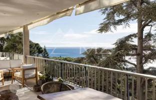 Elegant apartment with panoramic sea views in Californie Pezou, Cannes, France for 2,190,000 €