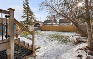 3-bedroom house in Etobicoke for C$1,159,000