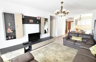 Three-bedroom apartment with a sea view in the center of Becici, Budva, Montenegro for 260,000 €